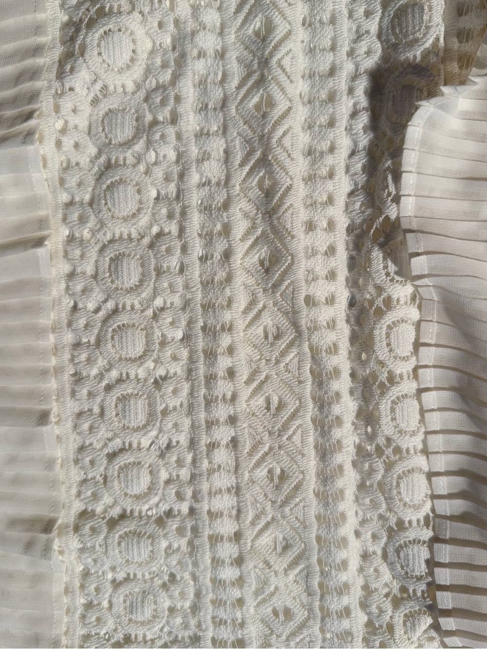 Express Cream Lace & Pleated Ruffle Romantic Blouse Ivory Women’s XL - Picture 5 of 7